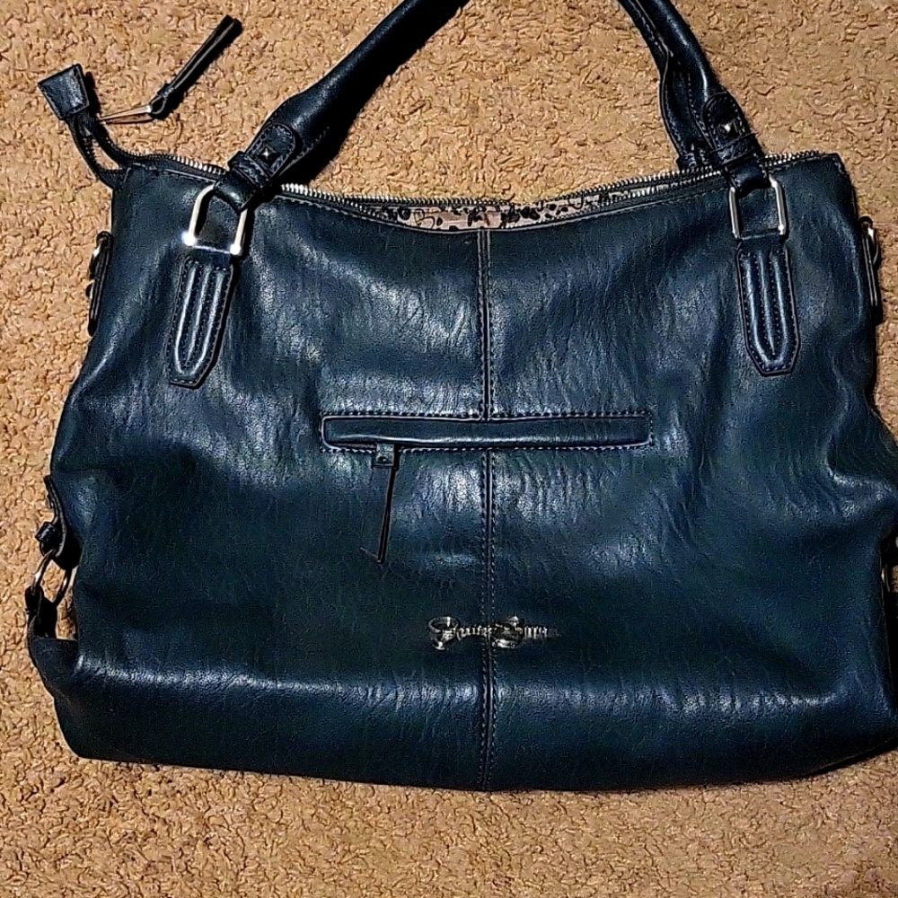 Dark green Jessica Simpson bag. Shoulder strap included